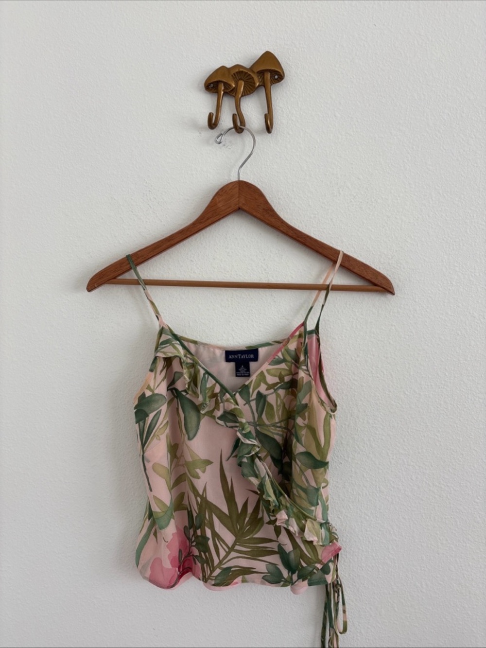 Vintage ANN TAYLOR Silk Pink Floral Watercolor Tank Top size 4
